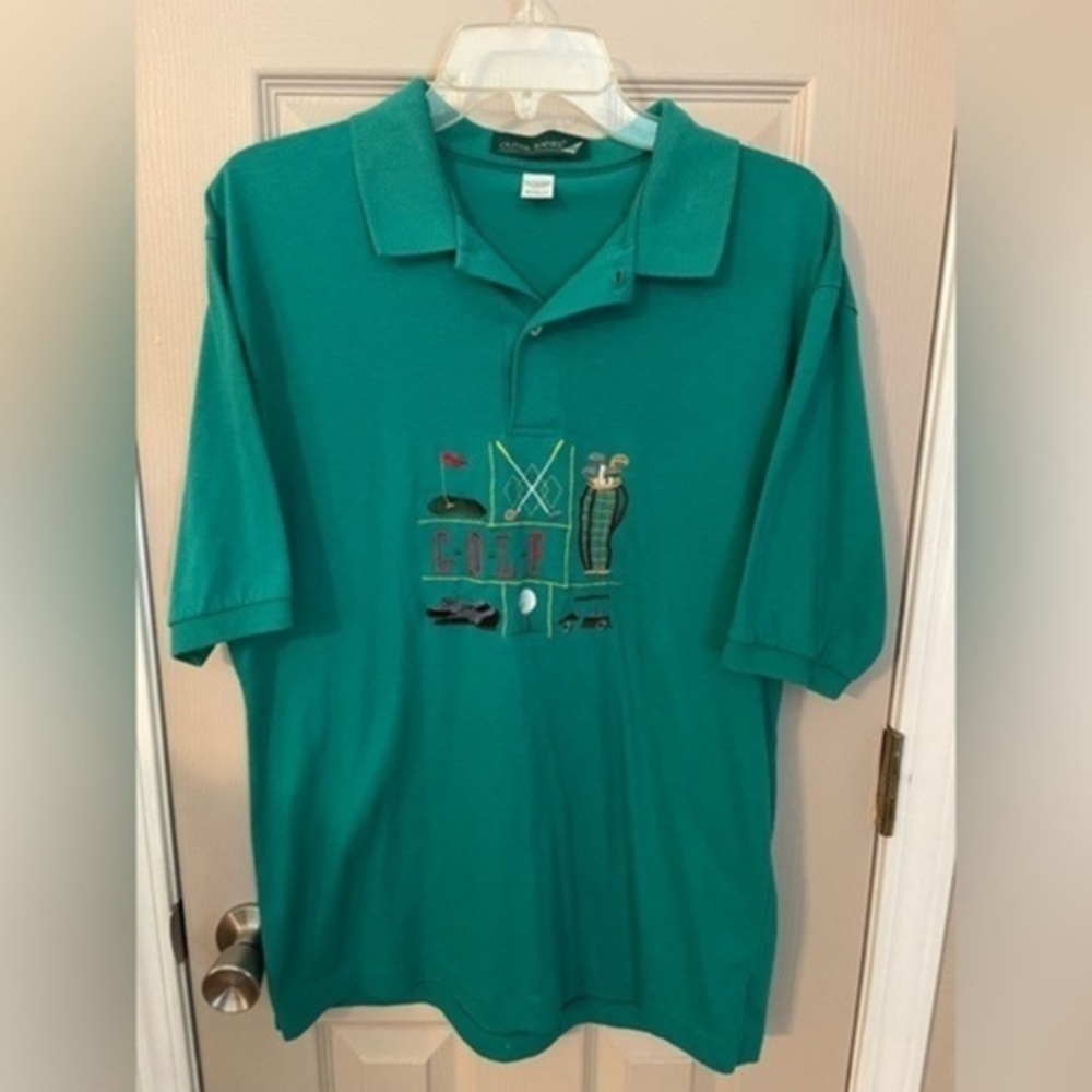 Outer Banks vintage Made in USA single stitch embroidered golf polo in green.​